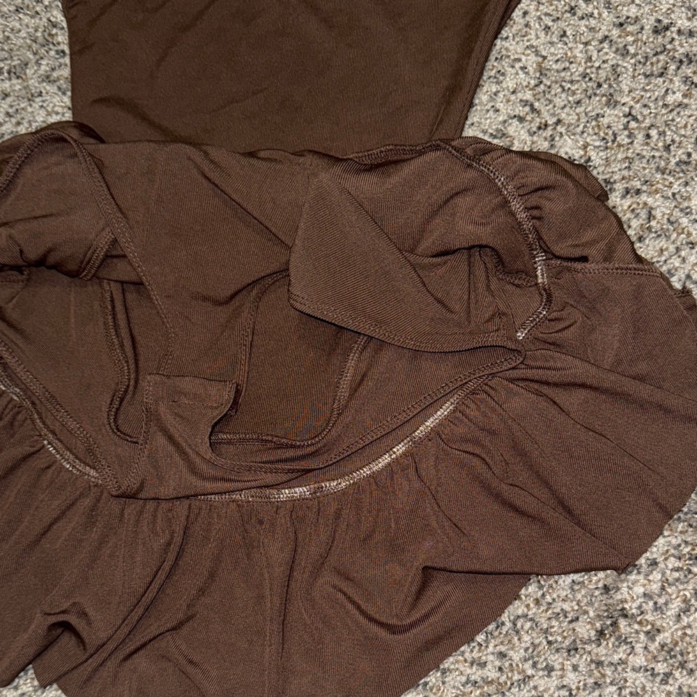 Brown Ruffled Halter Dress - Picture 4 of 4